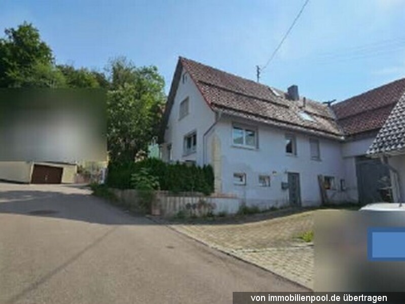 Foto 2 von 4 — Wohnhaus mit Scheune/Garage