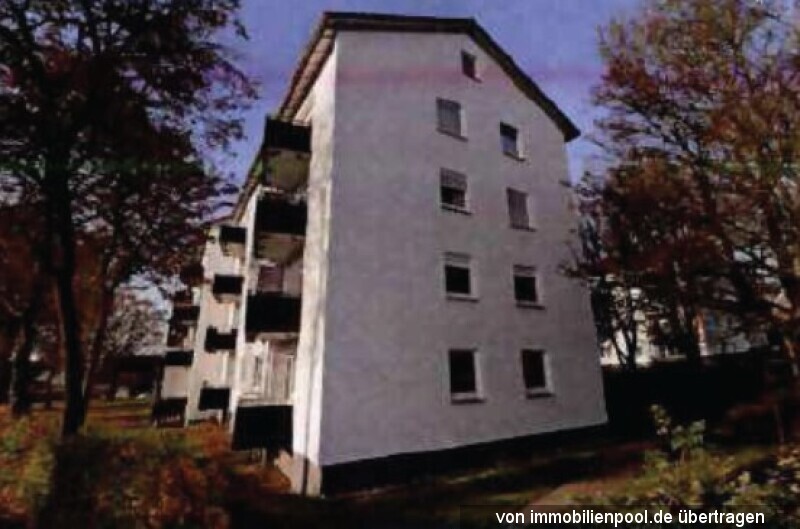 Foto 2 von 4 — Bühnenraum zu Wohnung umgebaut