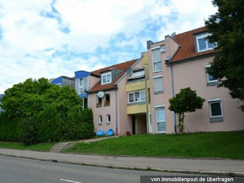 Foto 3 von 4 — Eigentumswohnung im OG mit Abstellraum