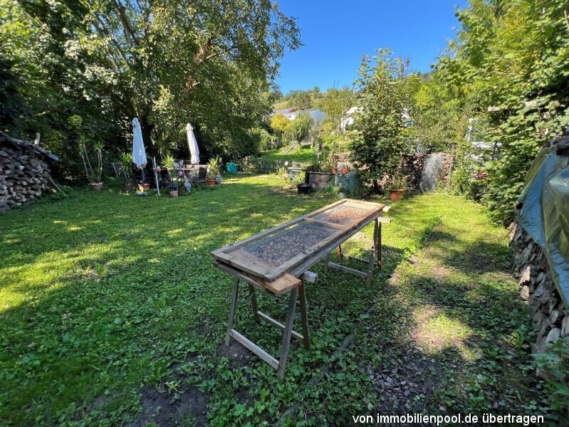 Foto 4 von 4 — 4-Zimmerwohnung mit Garagenstellplatz und Hobbyraum