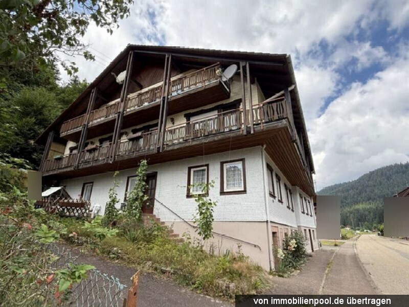 Foto 3 von 4 — Zweifamilienhaus (ehemalige Pension)