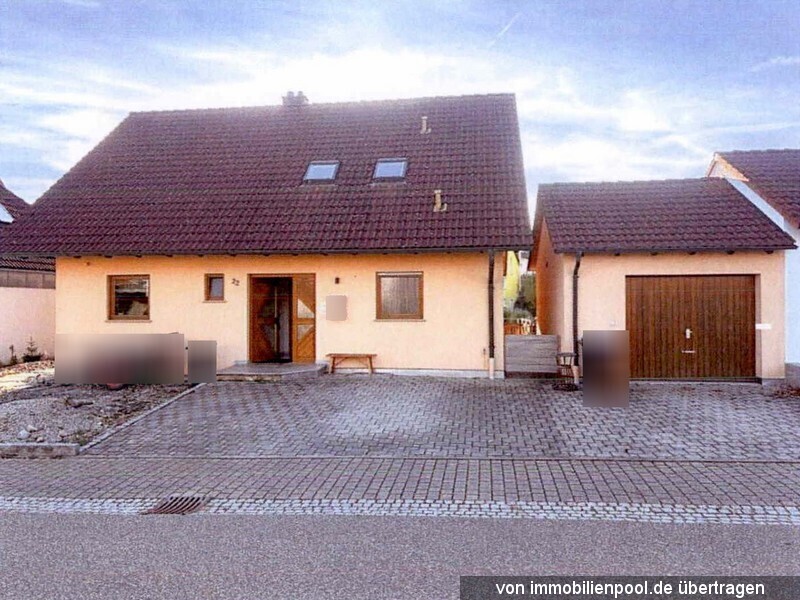 Foto 1 von 2 — Einfamilienwohnhaus mit Garage