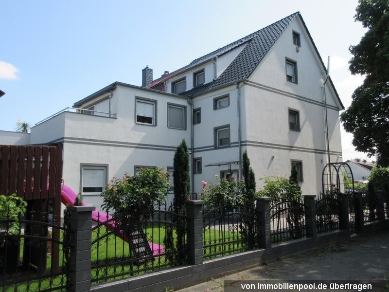 Foto 1 – Doppelhaushälfte mit Anbau