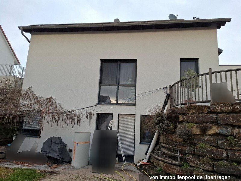 Foto 3 von 3 — Einfamilienhaus mit Doppelgarage