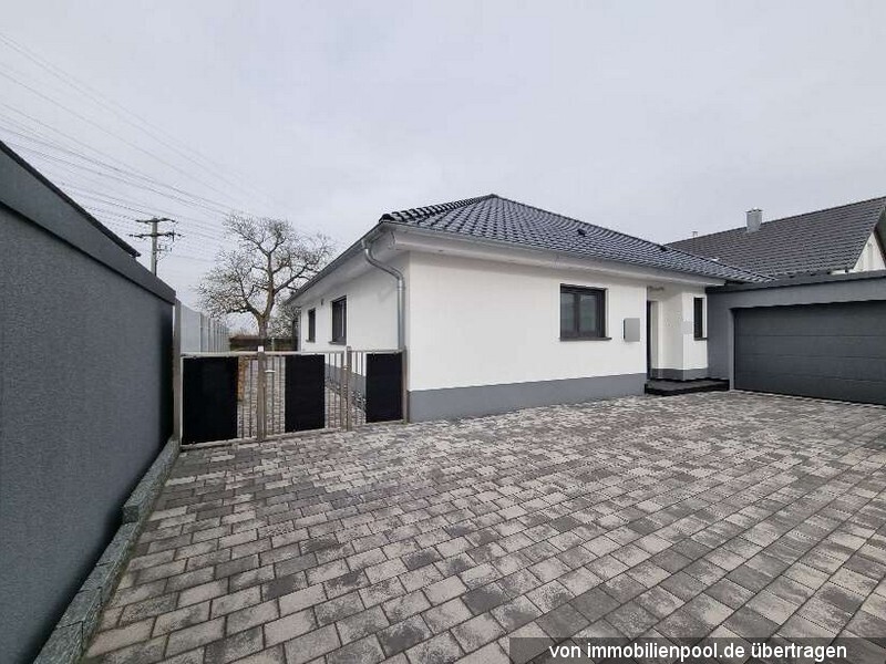 Foto 1 von 3 — Einfamilienhaus mit Doppelgarage