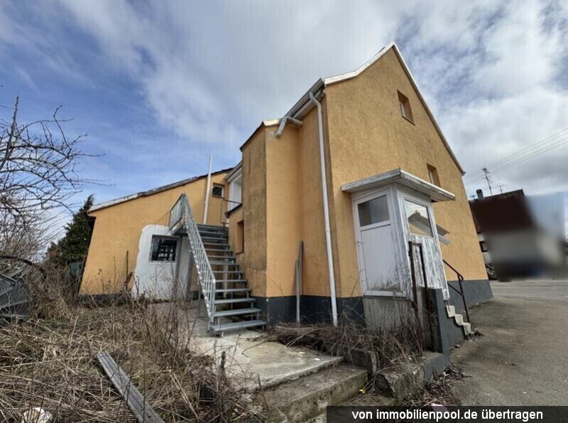 Foto 2 von 2 — Zweifamilienwohnhaus