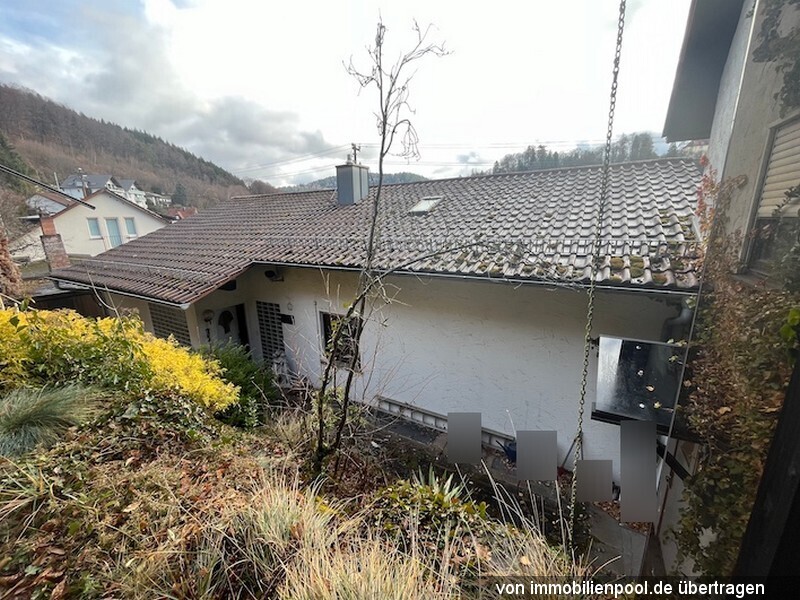 Foto 1 von 2 — Einfamilienhaus mit Garagen-Werkstattgebäude
