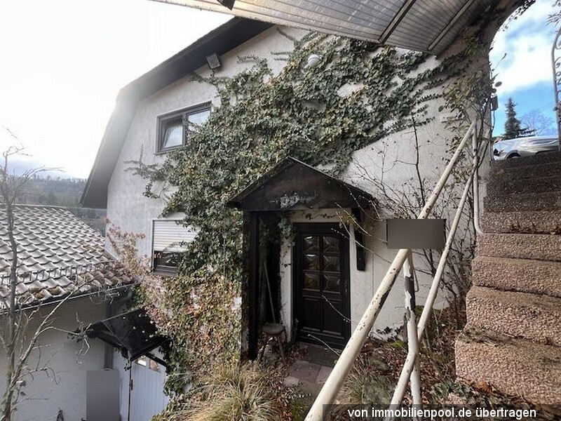 Foto 2 von 2 — Einfamilienhaus mit Garagen-Werkstattgebäude