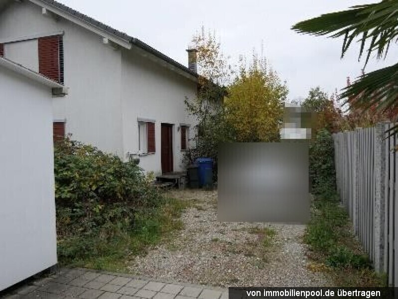 Foto 2 von 3 — Einfamilien-Wohnhaus, anteilige Verkehrsfläche