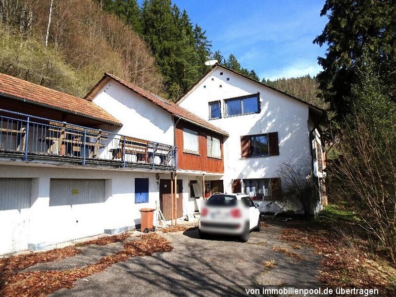 Foto 1 von 1 — Dreifamilienhaus mit Garage