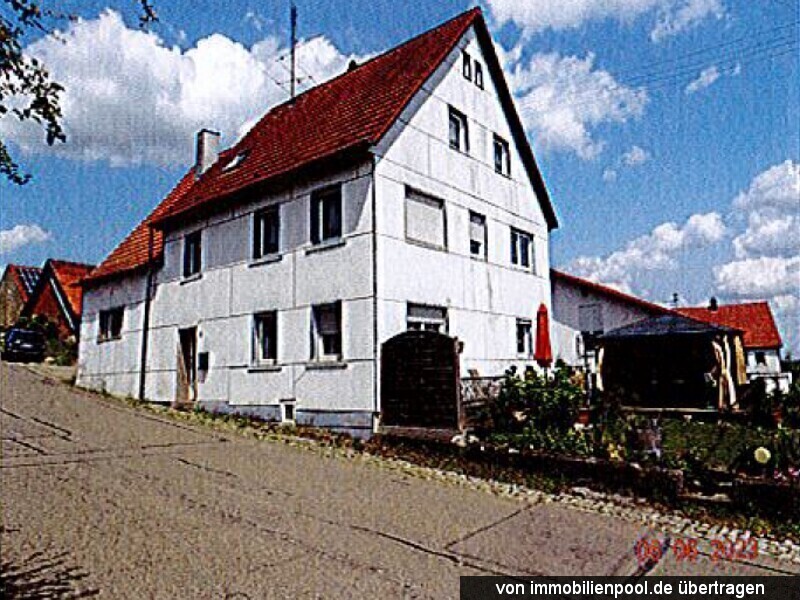 Foto 1 von 4 — zwei Wohnhäuser