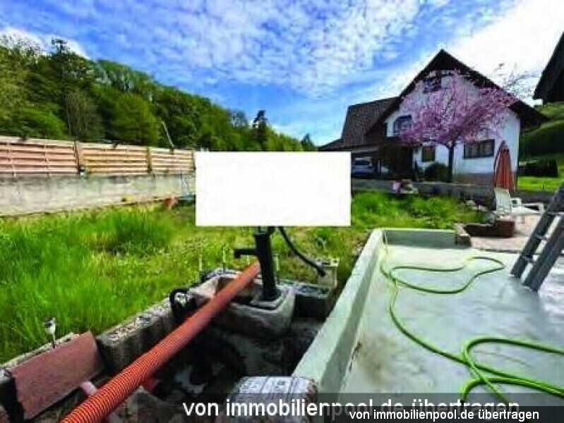 Foto 3 von 3 — Wohnhaus