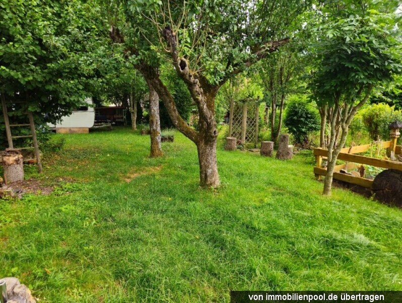 Foto 4 von 4 — Einfamilienhaus mit Scheune und Landwirtschaftsfläche