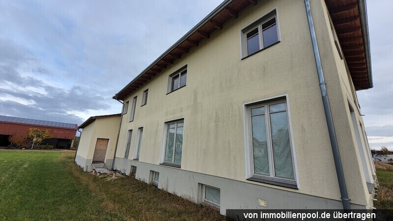 Foto 1 von 5 — Wohnhaus mit Doppelgarage