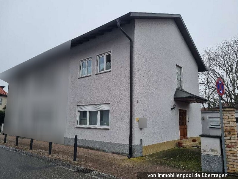 Foto 1 von 2 — Doppelhaushälfte mit Garage