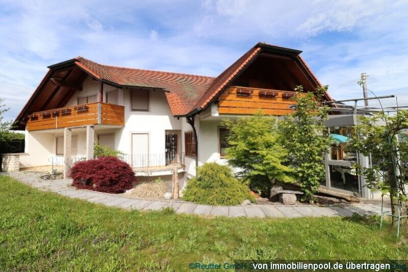 Foto 2 von 5 — Einfamilienhaus mit Doppelgarage und Nebengebäude