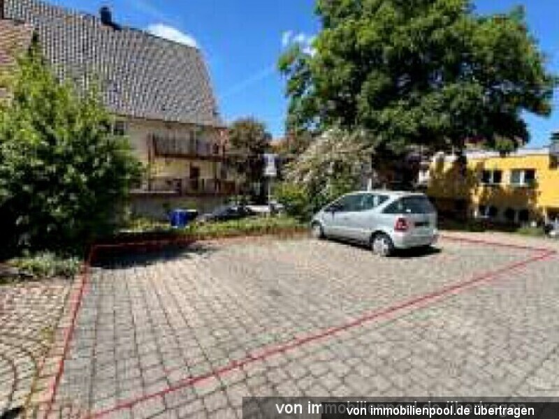 Foto 6 von 6 — Wohn- und Geschäftshaus