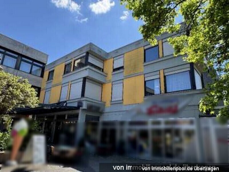 Foto 1 von 6 — Wohn- und Geschäftshaus