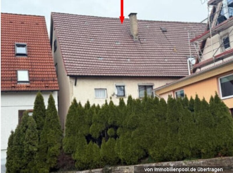 Foto 4 von 4 — Zweifamilienhaus und teilüberbautes Grundstück