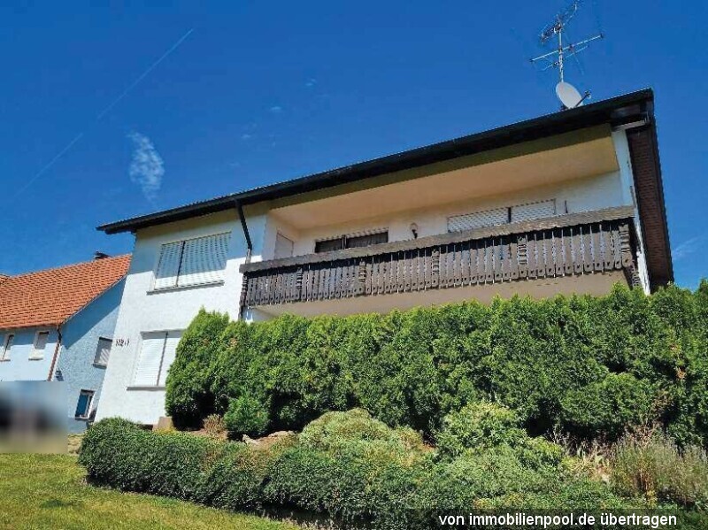 Foto 1 von 5 — Zweifamilienhaus mit Doppelgarage