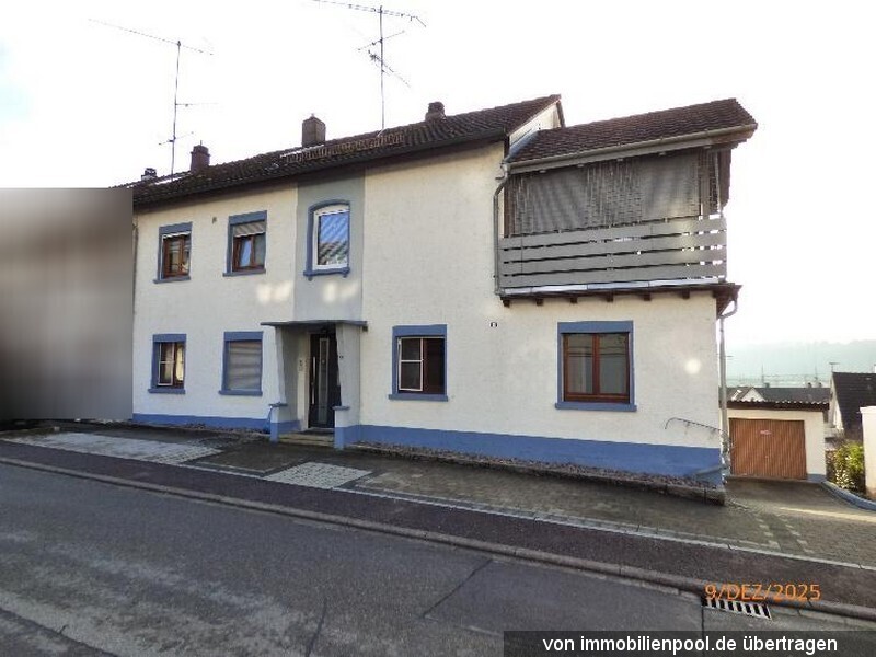 Foto 3 von 5 — 5-Zimmer-Wohnung mit Keller