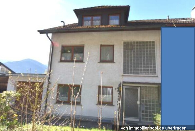 Foto 1 von 2 — Doppelhaushälfte mit Garage