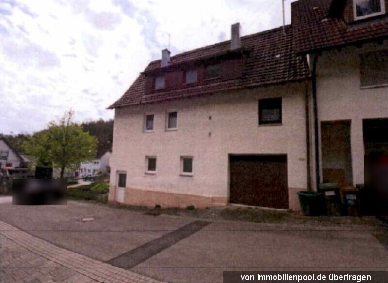 Foto 4 von 5 — Mehrfamilienhaus mit drei Wohneinheiten