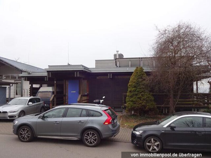 Foto 3 von 8 — Einfamilienhaus mit Carport
