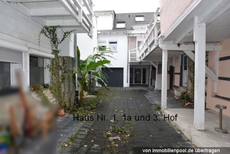 Foto 3 von 6 — drei Reihenmittelhäuser