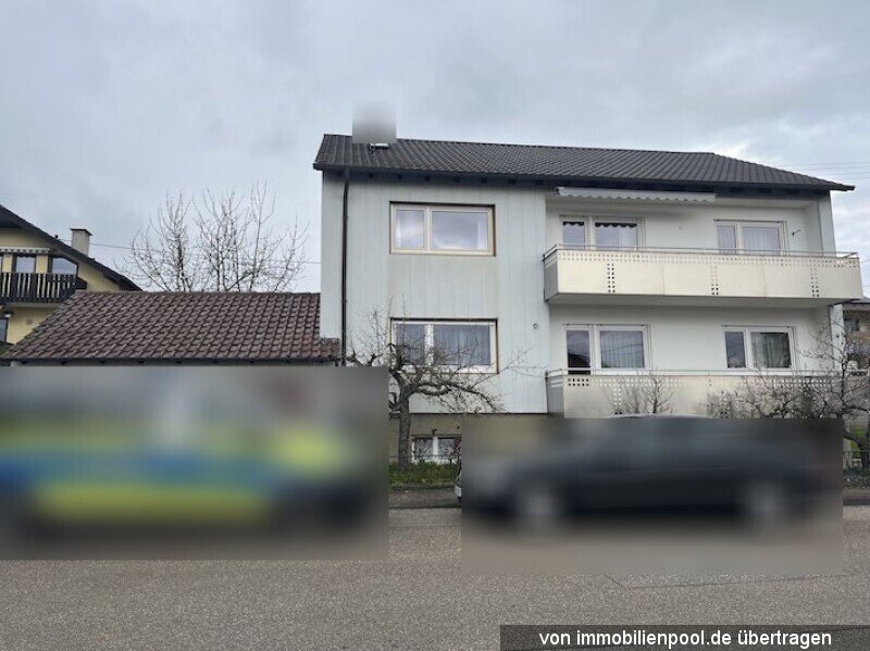 Foto 3 von 4 — Zweifamilienhaus mit Doppelgarage