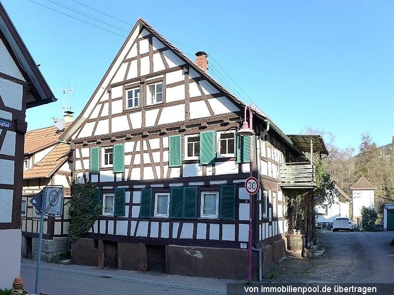 Foto 1 von 4 — Zweifamilienhaus mit Ökonomieanbau