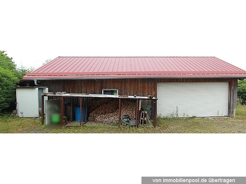 Foto 5 von 6 — Wohnhaus mit Nebenräumen und Garage/Lagerhalle