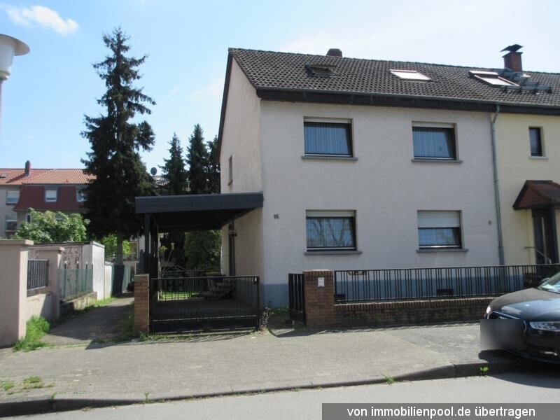 Foto 1 von 3 — Erbbaurecht an Reihenendhaus mit Carport