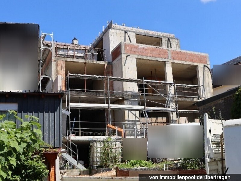 Foto 4 von 4 — Mehrfamilienhaus (Rohbau) mit kleiner Gewerbeeinheit