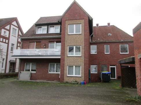 Foto 4 von 9 — Mehrfamilienhaus, Mehrfamilienhaus