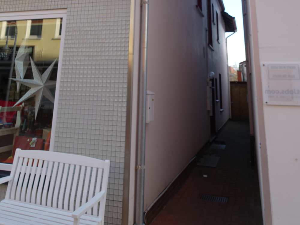 Foto 9 von 31 — Wohn-/Geschäftshaus