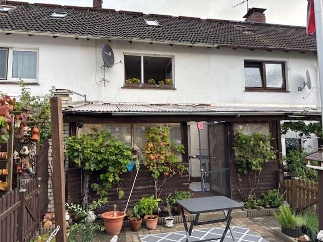 Foto 2 von 4 — Reihenhaus