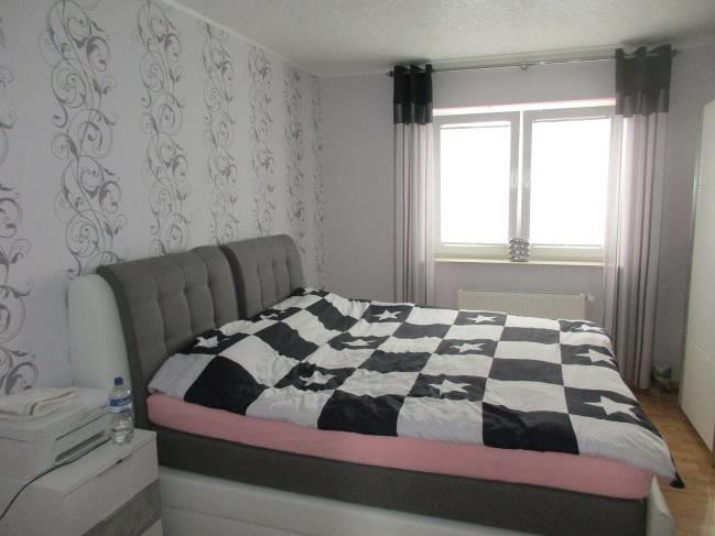 Foto 11 von 23 — Wohn-/Geschäftshaus, Einfamilienhaus mit Nebengebäuden