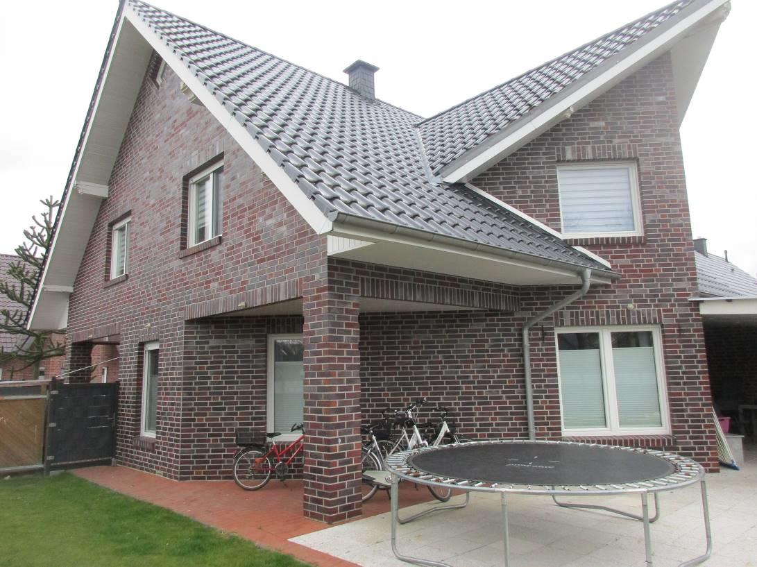 Foto 3 von 23 — Wohn-/Geschäftshaus, Einfamilienhaus mit Nebengebäuden