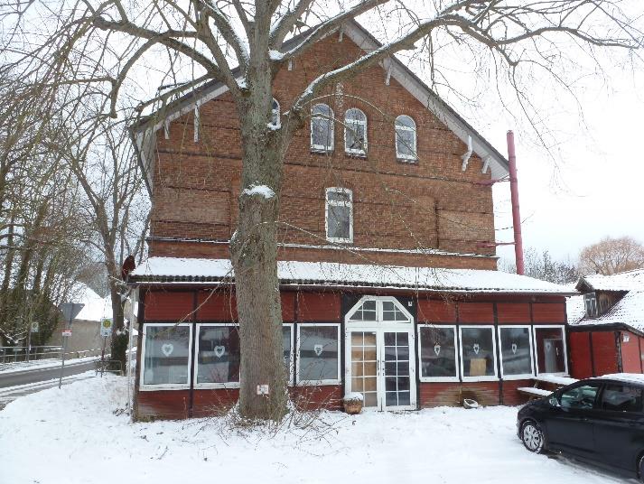 Foto 4 von 13 — Mehrfamilienhaus