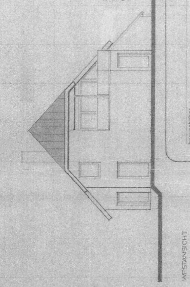 Foto 16 von 16 — Einfamilienhaus, Garage