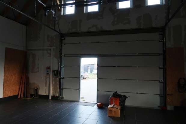 Foto 7 von 44 — Wohn-/Geschäftshaus