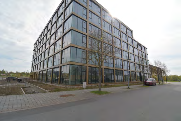 Foto 28 von 33 — gewerblich genutztes Grundstück, 6-geschossiges Bürogebäude