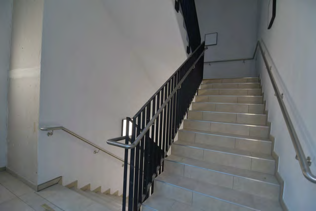 Foto 12 von 33 — gewerblich genutztes Grundstück, 6-geschossiges Bürogebäude