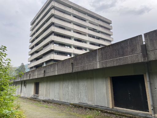 Foto 4 von 6 — Gewerbeeinheit (z.B. Laden, Büro)