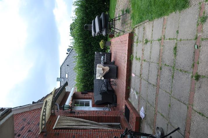 Foto 10 von 17 — Einfamilienhaus, Landwirtschaftsfläche und Waldfläche