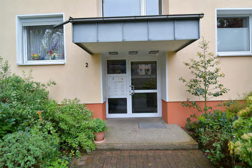 Foto 3 von 6 — Eigentumswohnung (3 bis 4 Zimmer), Garage