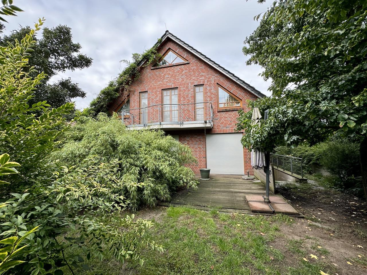 Foto 1 von 2 — Einfamilienhaus