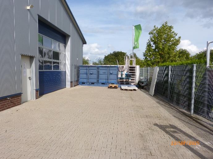 Foto 11 von 12 — gewerblich genutztes Grundstück
