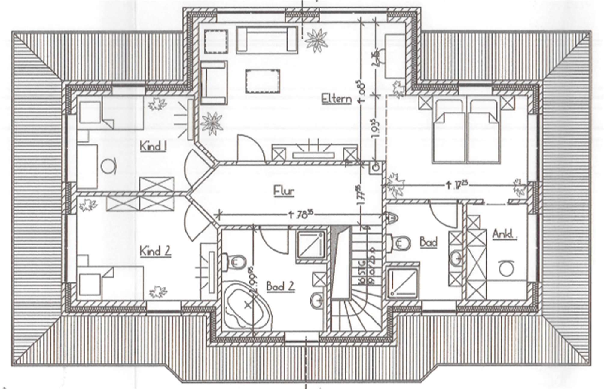 Foto 8 von 14 — Einfamilienhaus, (Rohbau)